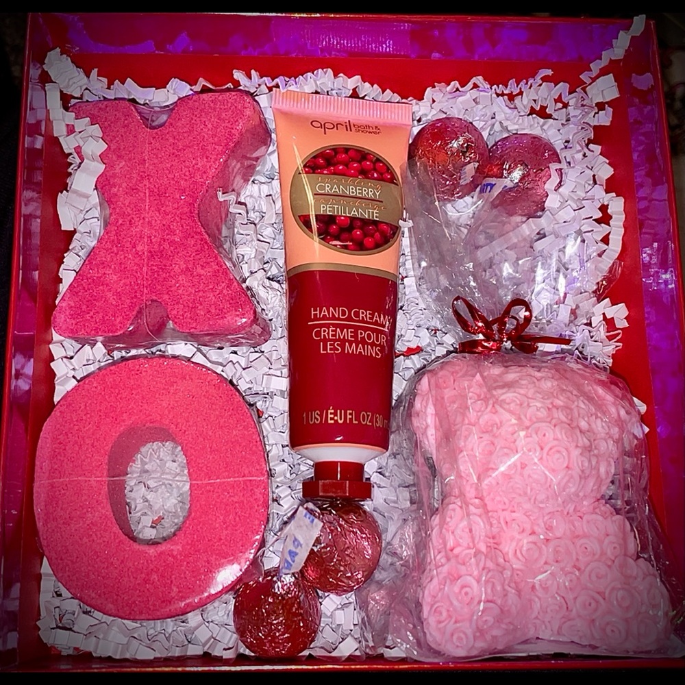 Valentines Day Gift 🧡